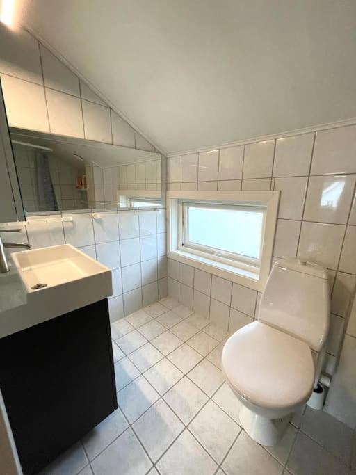 Central Family Twinhouse Ставангер Екстериор снимка